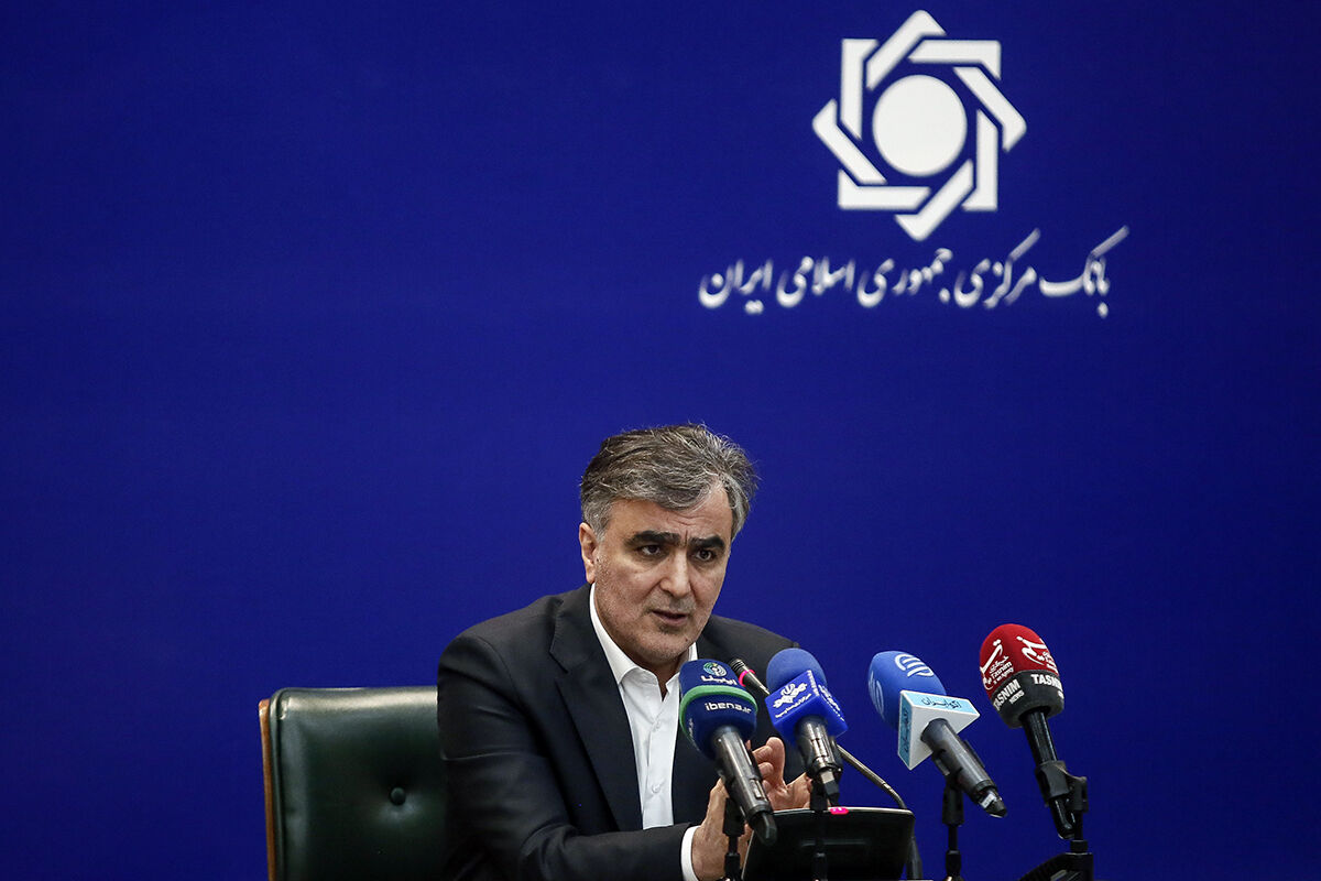 فرزین: دارایی‌های نقدشونده بانک سابق آینده به بانک ملی منتقل شد