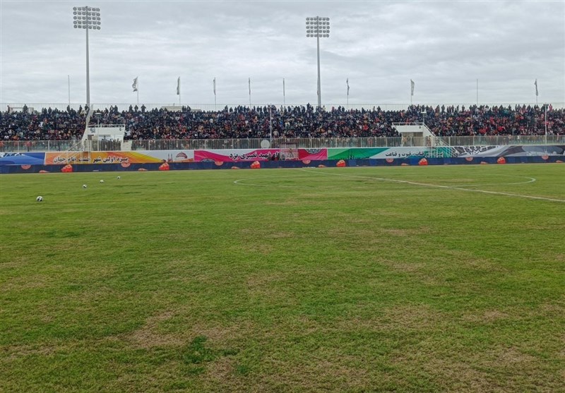 برگزاری استقلال - تراکتور در یزد مشکل آبی‌ها برای میزبانی آسیایی چیست؟ 